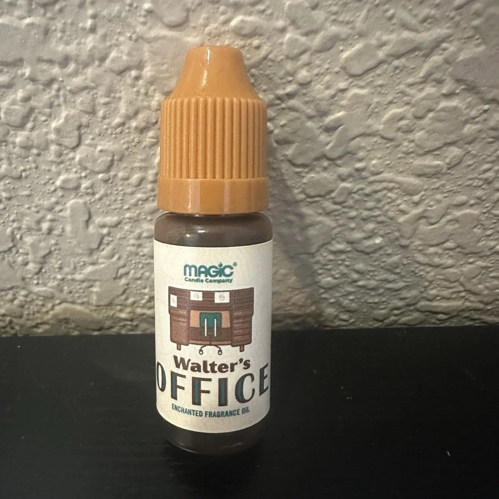 magic candle company Fragrance Oil Walter's Office .5 Ounces